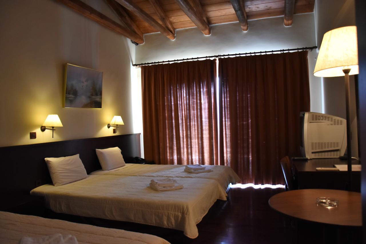 Olvios Hotel Goura Exterior photo