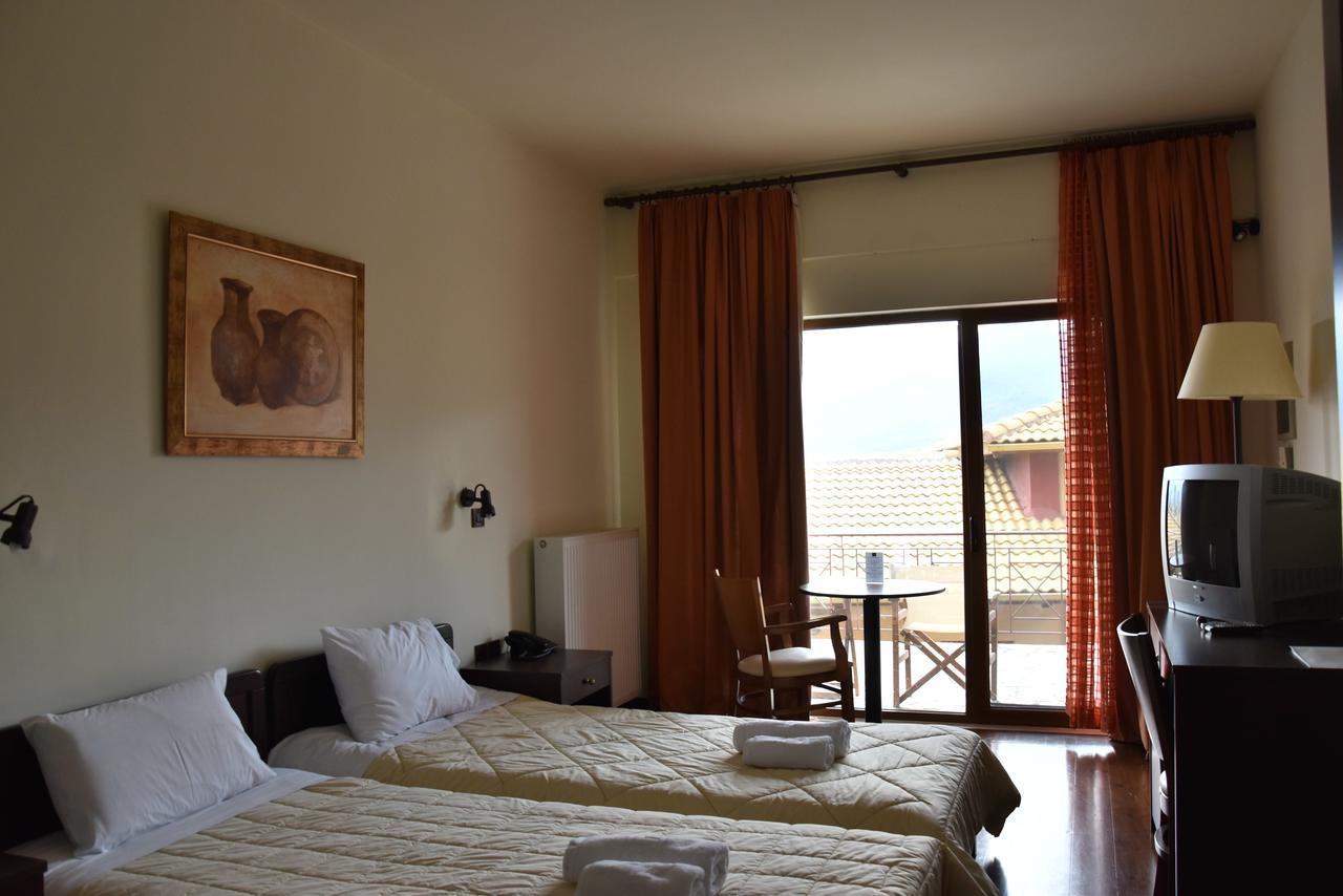 Olvios Hotel Goura Exterior photo