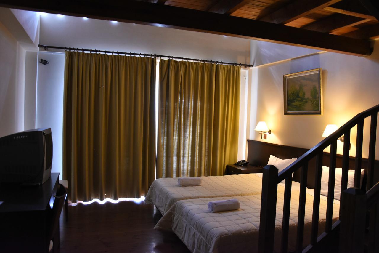 Olvios Hotel Goura Exterior photo