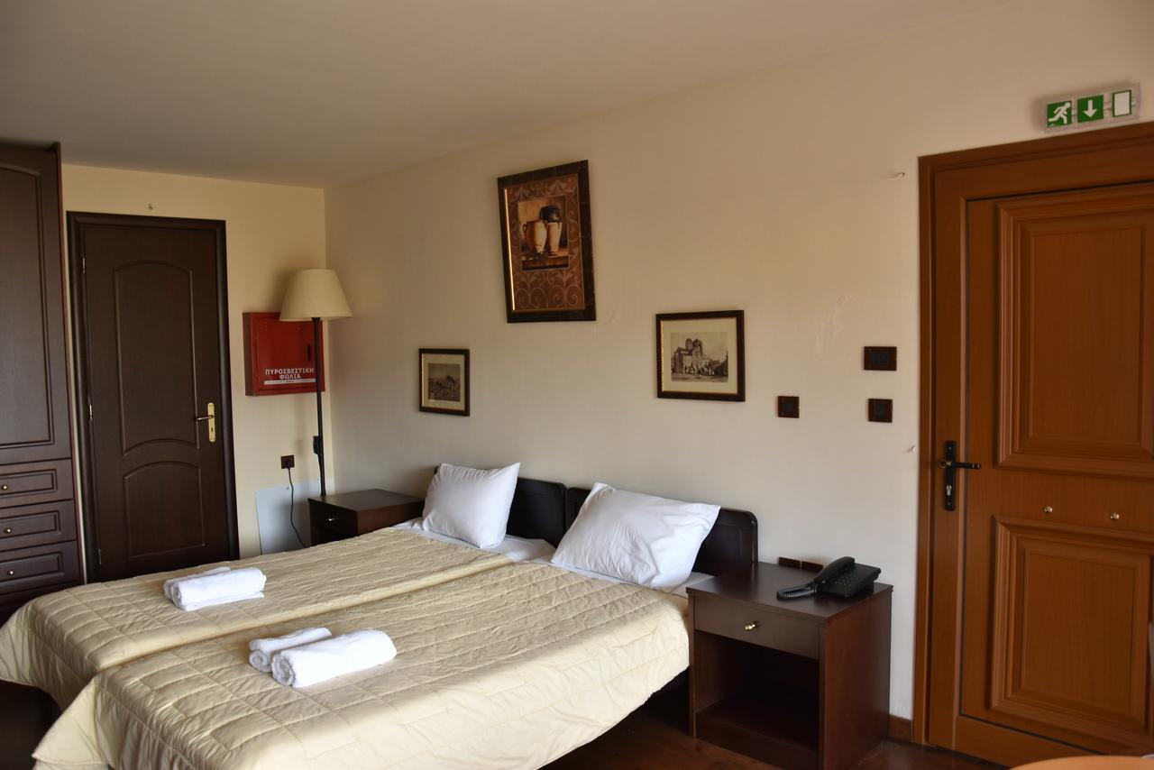 Olvios Hotel Goura Exterior photo