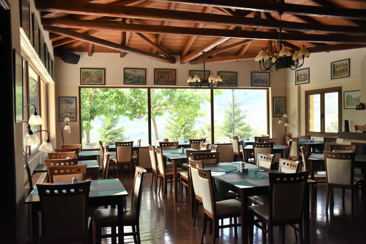 Olvios Hotel Goura Exterior photo