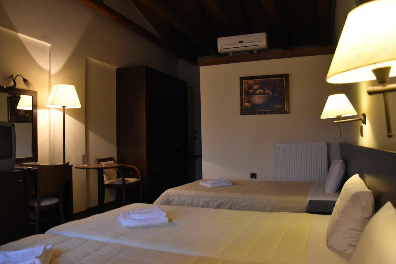 Olvios Hotel Goura Exterior photo